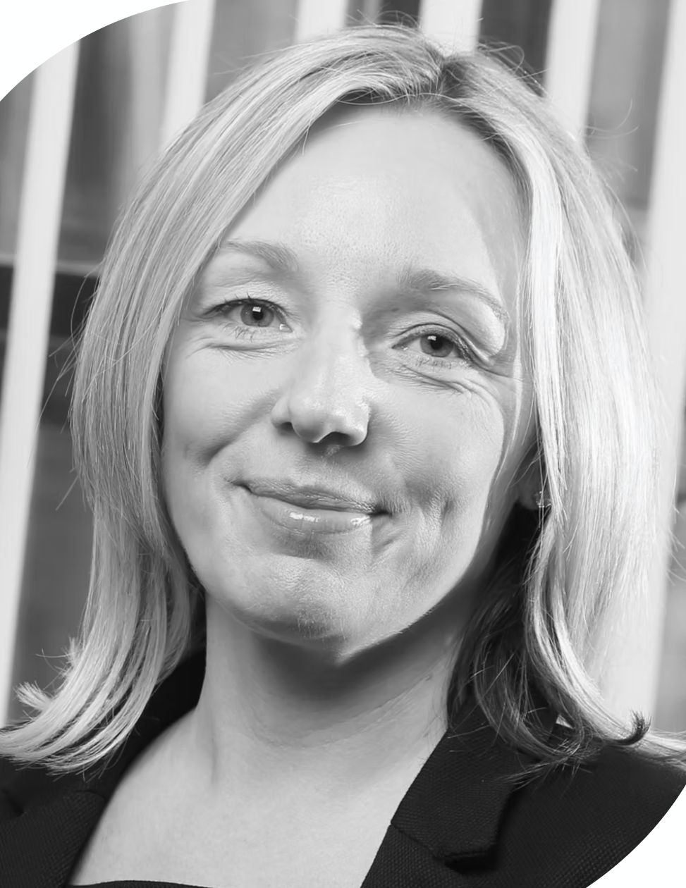 Julie Farrell-Knowles